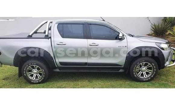 Buy Used Toyota Hilux Silver Car in Bulembu in Hhohho Buy Used Toyota Hilux Silver Car in Bulembu in Hhohho