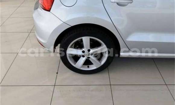Nunua Ilio tumika Volkswagen Polo Silver Gari ndani ya Hlatikulu nchini Wilaya ya Shiselweni Nunua Ilio tumika Volkswagen Polo Silver Gari ndani ya Hlatikulu nchini Wilaya ya Shiselweni
