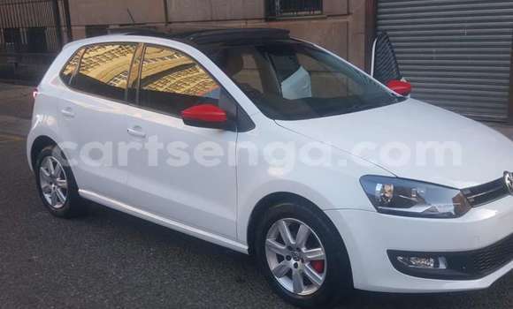 Acheter Occasion Voiture Volkswagen Polo Blanc à Bulembu, Hhohho Acheter Occasion Voiture Volkswagen Polo Blanc à Bulembu, Hhohho