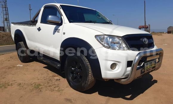 Buy Used Toyota Hilux White Car in Manzini in Manzini Buy Used Toyota Hilux White Car in Manzini in Manzini