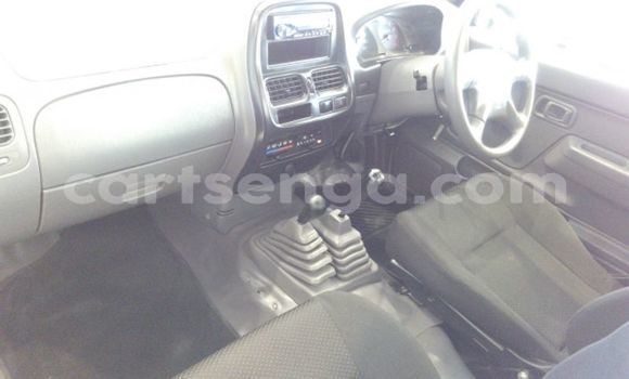 Acheter Occasion Voiture Nissan Hardbody Blanc à Ezulwini, Hhohho Acheter Occasion Voiture Nissan Hardbody Blanc à Ezulwini, Hhohho