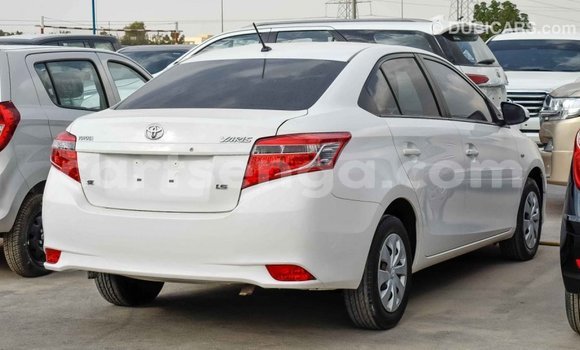 Nunua Imported Toyota Yaris White Gari ndani ya Import - Dubai nchini Hhohho Nunua Imported Toyota Yaris White Gari ndani ya Import - Dubai nchini Hhohho