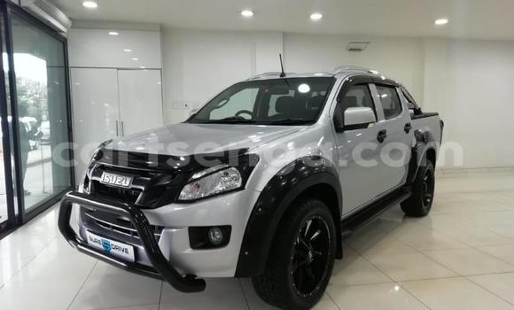 Acheter Occasion Voiture Isuzu KB Gris à Bulembu, Hhohho Acheter Occasion Voiture Isuzu KB Gris à Bulembu, Hhohho
