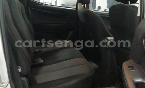 Acheter Occasion Voiture Isuzu KB Gris à Bulembu, Hhohho Acheter Occasion Voiture Isuzu KB Gris à Bulembu, Hhohho