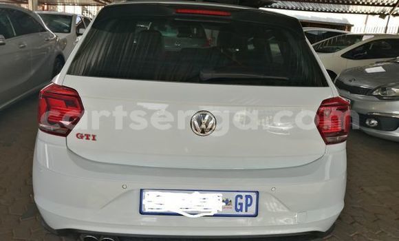 Acheter Occasion Voiture Volkswagen Polo GTI Blanc à Ezulwini, Hhohho Acheter Occasion Voiture Volkswagen Polo GTI Blanc à Ezulwini, Hhohho