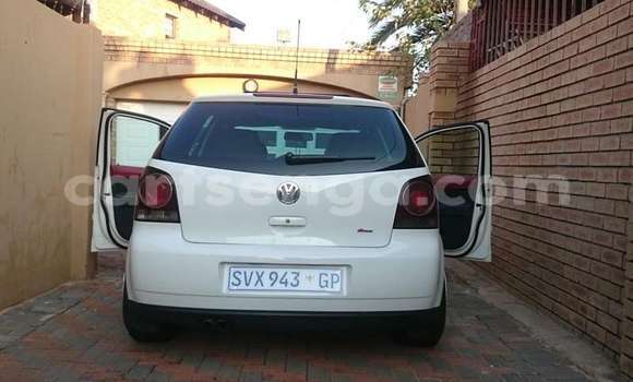 Buy Used Volkswagen Polo White Car in Mbabane in Manzini Buy Used Volkswagen Polo White Car in Mbabane in Manzini