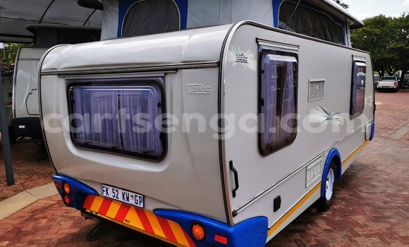 Nunua Ilio tumika Abarth 124 Spider White Gari ndani ya Big Bend nchini Lubombo Nunua Ilio tumika Abarth 124 Spider White Gari ndani ya Big Bend nchini Lubombo