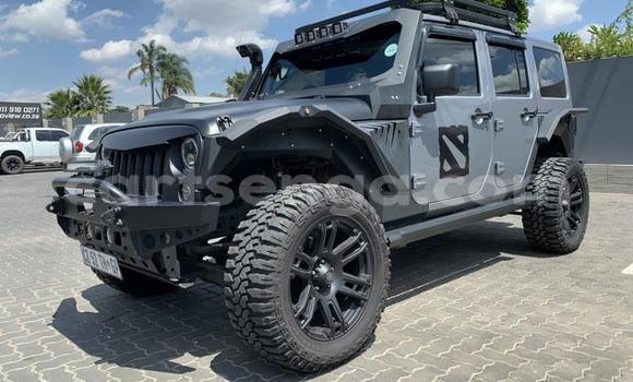 Nunua Ilio tumika Jeep Wrangler Silver Gari ndani ya Big Bend nchini Lubombo Nunua Ilio tumika Jeep Wrangler Silver Gari ndani ya Big Bend nchini Lubombo