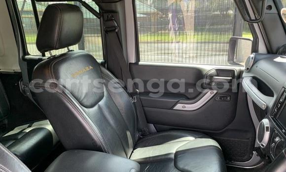 Nunua Ilio tumika Jeep Wrangler Silver Gari ndani ya Big Bend nchini Lubombo Nunua Ilio tumika Jeep Wrangler Silver Gari ndani ya Big Bend nchini Lubombo