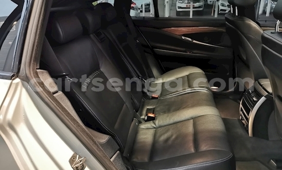 Nunua Ilio tumika BMW 5–Series White Gari ndani ya Big Bend nchini Lubombo Nunua Ilio tumika BMW 5–Series White Gari ndani ya Big Bend nchini Lubombo