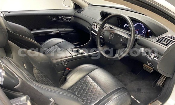 Nunua Ilio tumika Mercedes‒Benz CL–Class White Gari ndani ya Big Bend nchini Lubombo Nunua Ilio tumika Mercedes‒Benz CL–Class White Gari ndani ya Big Bend nchini Lubombo