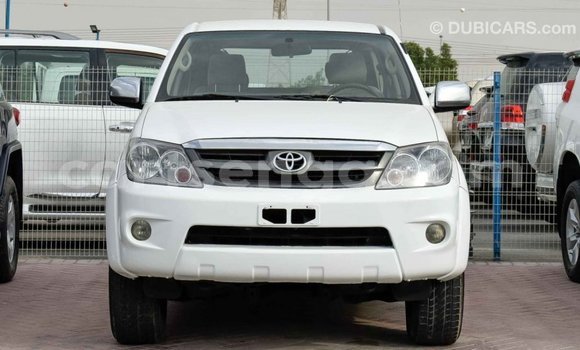 Buy Import Toyota Fortuner White Car in Import - Dubai in Hhohho Buy Import Toyota Fortuner White Car in Import - Dubai in Hhohho