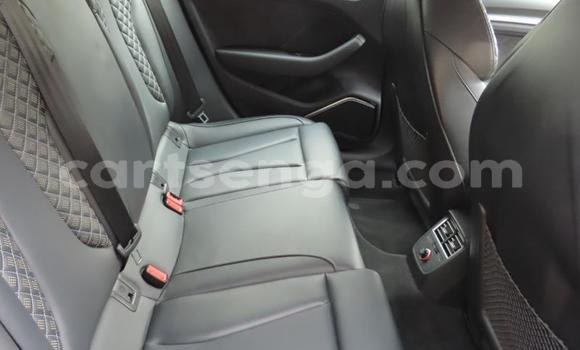 Nunua Ilio tumika Audi RS3 Blue Gari ndani ya Big Bend nchini Lubombo Nunua Ilio tumika Audi RS3 Blue Gari ndani ya Big Bend nchini Lubombo