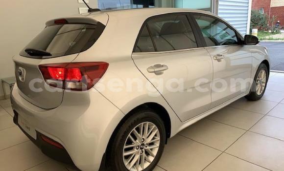 Buy Used Kia Rio Silver Car in Hluti in Shiselweni District Buy Used Kia Rio Silver Car in Hluti in Shiselweni District