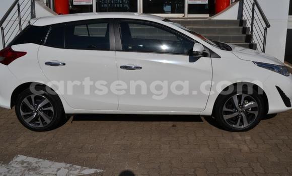 Nunua Ilio tumika Toyota Yaris White Gari ndani ya Big Bend nchini Lubombo Nunua Ilio tumika Toyota Yaris White Gari ndani ya Big Bend nchini Lubombo