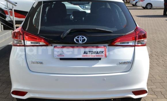 Nunua Ilio tumika Toyota Yaris White Gari ndani ya Big Bend nchini Lubombo Nunua Ilio tumika Toyota Yaris White Gari ndani ya Big Bend nchini Lubombo