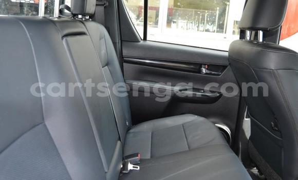 Nunua Ilio tumika Toyota Hilux White Gari ndani ya Big Bend nchini Lubombo Nunua Ilio tumika Toyota Hilux White Gari ndani ya Big Bend nchini Lubombo