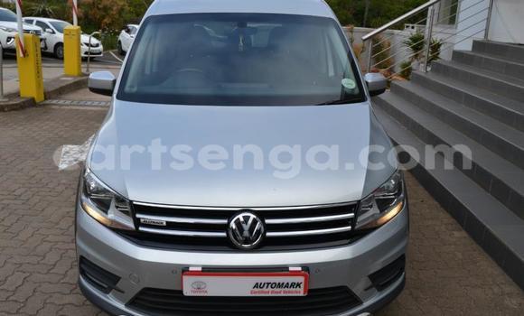 Nunua Ilio tumika Volkswagen Caddy White Gari ndani ya Bhunya nchini Manzini Nunua Ilio tumika Volkswagen Caddy White Gari ndani ya Bhunya nchini Manzini