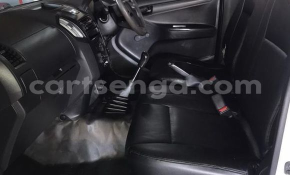 Acheter Occasion Voiture Isuzu KB Blanc à Ezulwini, Hhohho Acheter Occasion Voiture Isuzu KB Blanc à Ezulwini, Hhohho