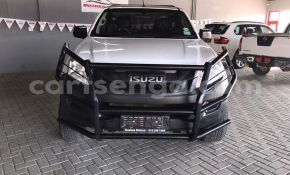 Acheter Occasion Voiture Isuzu KB Blanc à Ezulwini, Hhohho Acheter Occasion Voiture Isuzu KB Blanc à Ezulwini, Hhohho