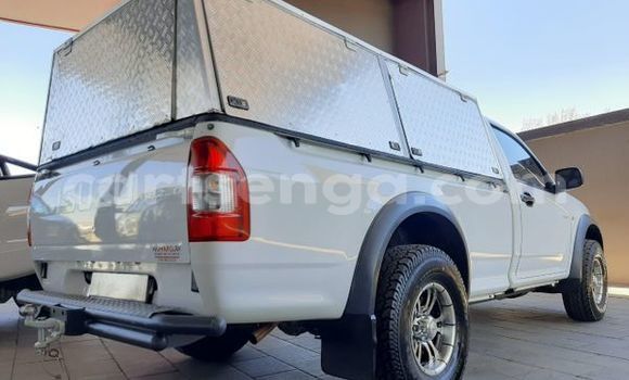 Acheter Occasion Voiture Isuzu KB Blanc à Mbabane, Manzini Acheter Occasion Voiture Isuzu KB Blanc à Mbabane, Manzini