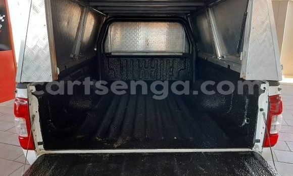 Acheter Occasion Voiture Isuzu KB Blanc à Mbabane, Manzini Acheter Occasion Voiture Isuzu KB Blanc à Mbabane, Manzini