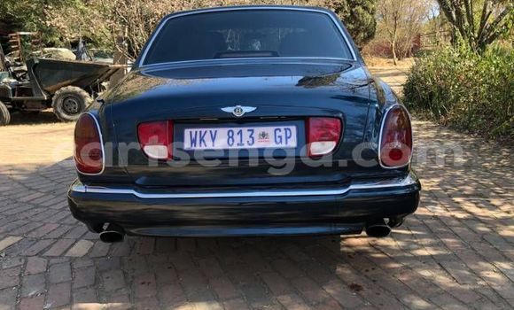 Nunua Ilio tumika Bentley Arnage Blue Gari ndani ya Big Bend nchini Lubombo Nunua Ilio tumika Bentley Arnage Blue Gari ndani ya Big Bend nchini Lubombo