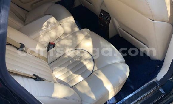Nunua Ilio tumika Bentley Arnage Blue Gari ndani ya Big Bend nchini Lubombo Nunua Ilio tumika Bentley Arnage Blue Gari ndani ya Big Bend nchini Lubombo