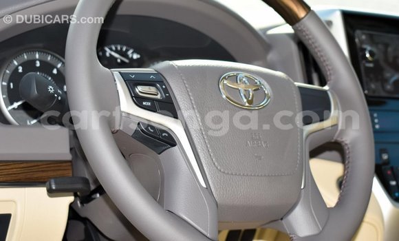 Nunua Imported Toyota Land Cruiser Black Gari ndani ya Import - Dubai nchini Hhohho Nunua Imported Toyota Land Cruiser Black Gari ndani ya Import - Dubai nchini Hhohho