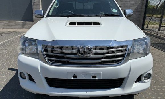Nunua Ilio tumika Toyota Fortuner White Gari ndani ya Big Bend nchini Lubombo Nunua Ilio tumika Toyota Fortuner White Gari ndani ya Big Bend nchini Lubombo