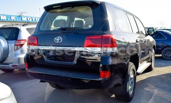 Nunua Imported Toyota Land Cruiser Black Gari ndani ya Import - Dubai nchini Hhohho Nunua Imported Toyota Land Cruiser Black Gari ndani ya Import - Dubai nchini Hhohho