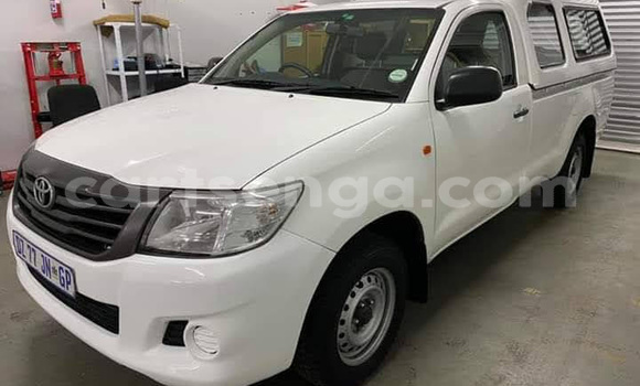Acheter Occasion Voiture Toyota Hilux Blanc à Mbabane, Manzini Acheter Occasion Voiture Toyota Hilux Blanc à Mbabane, Manzini