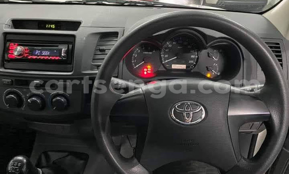 Buy Used Toyota Hilux White Car in Mbabane in Manzini Buy Used Toyota Hilux White Car in Mbabane in Manzini