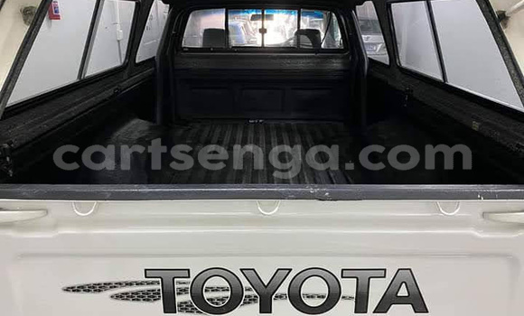 Buy Used Toyota Hilux White Car in Mbabane in Manzini Buy Used Toyota Hilux White Car in Mbabane in Manzini