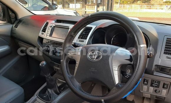 Acheter Occasion Voiture Toyota Hilux Blanc à Bulembu, Hhohho Acheter Occasion Voiture Toyota Hilux Blanc à Bulembu, Hhohho