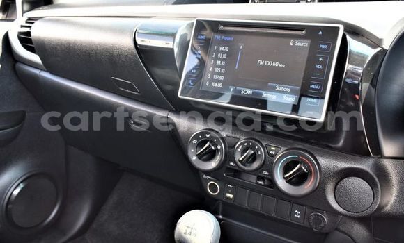 Nunua Ilio tumika Toyota Hilux Silver Gari ndani ya Ezulwini nchini Hhohho Nunua Ilio tumika Toyota Hilux Silver Gari ndani ya Ezulwini nchini Hhohho