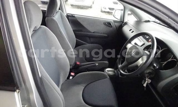 Nunua Ilio tumika Honda Civic Ferio Silver Gari ndani ya Hlatikulu nchini Wilaya ya Shiselweni Nunua Ilio tumika Honda Civic Ferio Silver Gari ndani ya Hlatikulu nchini Wilaya ya Shiselweni