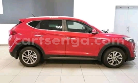 Buy Used Hyundai ix35 Red Car in Ezulwini in Hhohho Buy Used Hyundai ix35 Red Car in Ezulwini in Hhohho