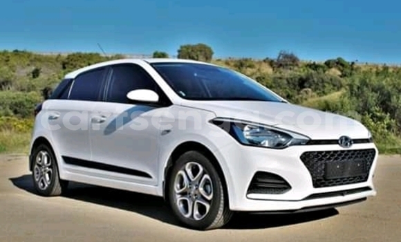 Buy Used Hyundai i20 White Car in Ezulwini in Hhohho Buy Used Hyundai i20 White Car in Ezulwini in Hhohho