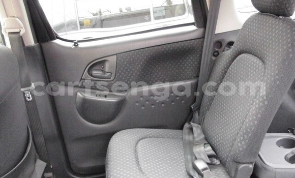 Nunua Ilio tumika Toyota FunCargo Black Gari ndani ya Ezulwini nchini Hhohho Nunua Ilio tumika Toyota FunCargo Black Gari ndani ya Ezulwini nchini Hhohho