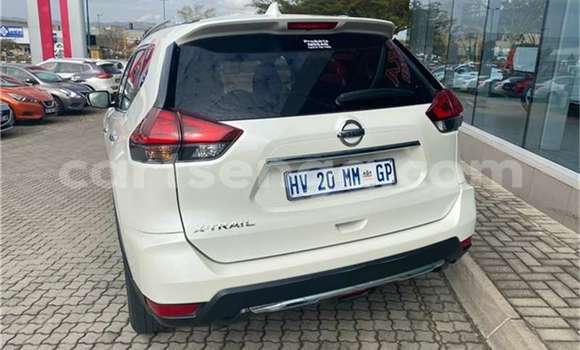 Acheter Occasion Voiture Nissan X–Trail Blanc à Bulembu, Hhohho Acheter Occasion Voiture Nissan X–Trail Blanc à Bulembu, Hhohho