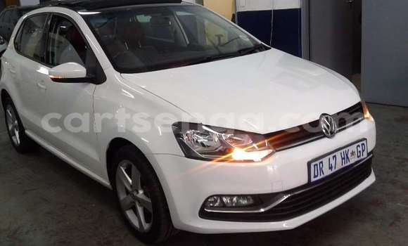 Nunua Ilio tumika Volkswagen Polo White Gari ndani ya Ezulwini nchini Hhohho