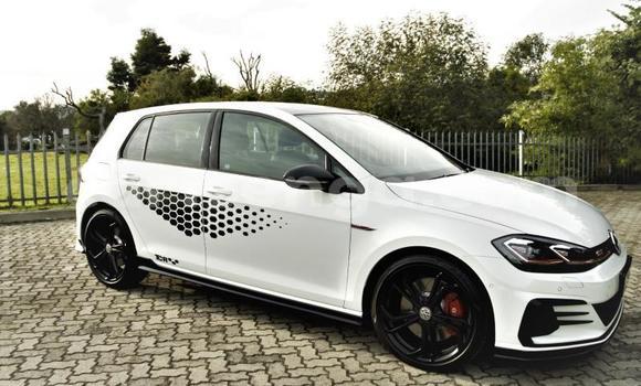 Buy Used Volkswagen Golf GTI White Car in Ezulwini in Hhohho Buy Used Volkswagen Golf GTI White Car in Ezulwini in Hhohho