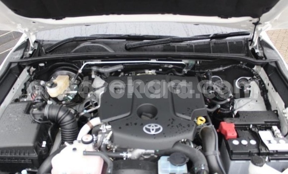 Acheter Occasion Voiture Toyota Fortuner Blanc à Hlatikulu, Shiselweni District Acheter Occasion Voiture Toyota Fortuner Blanc à Hlatikulu, Shiselweni District