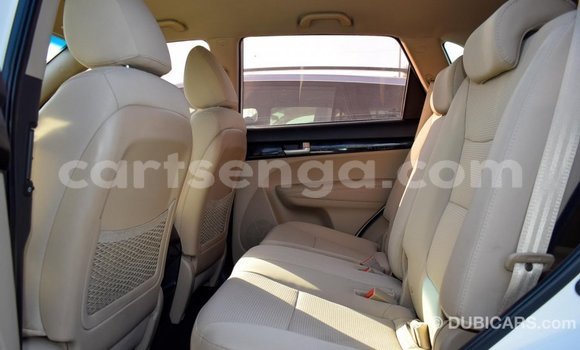 Nunua Imported Kia Sorento White Gari ndani ya Import - Dubai nchini Hhohho Nunua Imported Kia Sorento White Gari ndani ya Import - Dubai nchini Hhohho