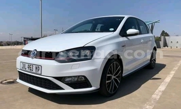 Buy Used Volkswagen Golf GTI White Car in Ezulwini in Hhohho Buy Used Volkswagen Golf GTI White Car in Ezulwini in Hhohho