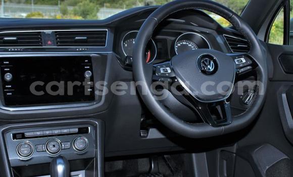 Nunua Ilio tumika Volkswagen Tiguan Silver Gari ndani ya Hlatikulu nchini Wilaya ya Shiselweni Nunua Ilio tumika Volkswagen Tiguan Silver Gari ndani ya Hlatikulu nchini Wilaya ya Shiselweni