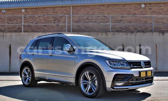 Nunua Ilio tumika Volkswagen Tiguan Silver Gari ndani ya Hlatikulu nchini Wilaya ya Shiselweni Nunua Ilio tumika Volkswagen Tiguan Silver Gari ndani ya Hlatikulu nchini Wilaya ya Shiselweni