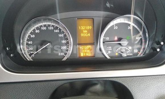 Nunua Ilio tumika Mercedes‒Benz Viano Silver Gari ndani ya Ezulwini nchini Hhohho Nunua Ilio tumika Mercedes‒Benz Viano Silver Gari ndani ya Ezulwini nchini Hhohho