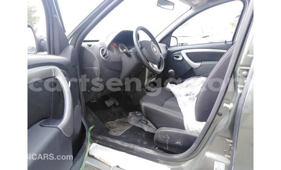 Buy Import Renault Duster Green Car in Import - Dubai in Hhohho Buy Import Renault Duster Green Car in Import - Dubai in Hhohho